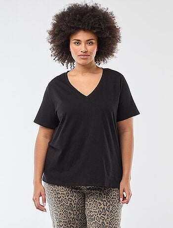 Camiseta básica de manga corta y cuello en V