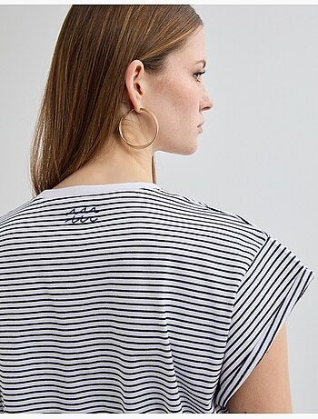 Camiseta bordada, MO Fashion