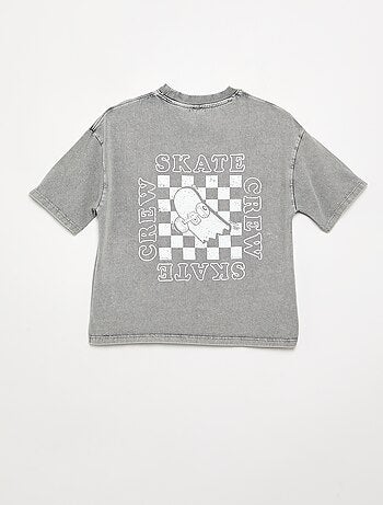 Camiseta bordada y estampada de manga corta