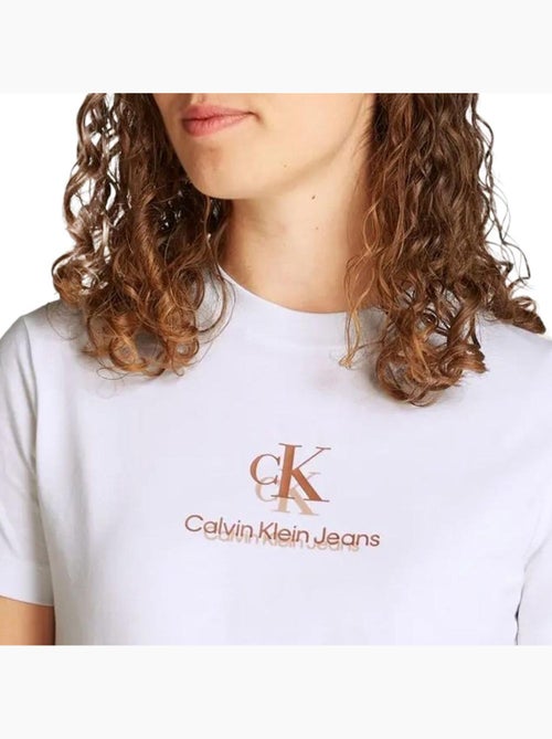 Camiseta Calvin Klein Jeans para Mujer - Kiabi Camiseta Calvin Klein Jeans para Mujer - Kiabi