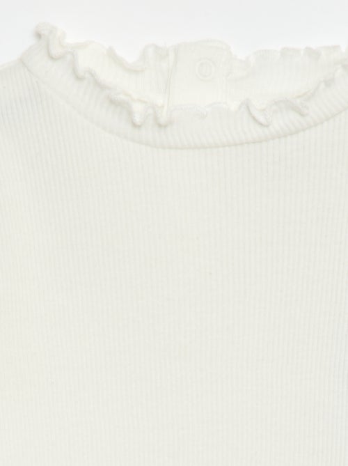 Camiseta canalé cuello ondulado - Kiabi