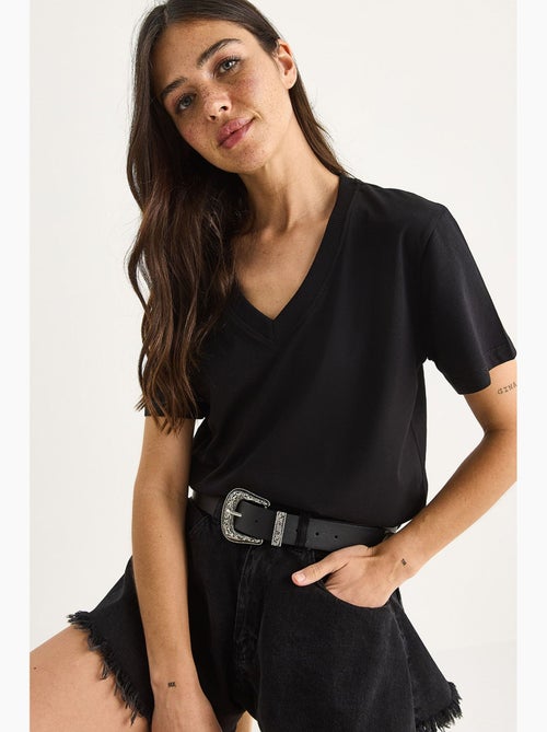 Camiseta cómoda de algodón orgánico con cuello en v profundo lucci - Kiabi Camiseta cómoda de algodón orgánico con cuello en v profundo lucci - Kiabi