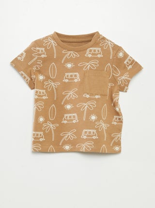 Camiseta con bolsillo en el pecho