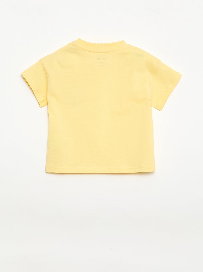 Camiseta con bordado en el pecho Amarillo - Kiabi