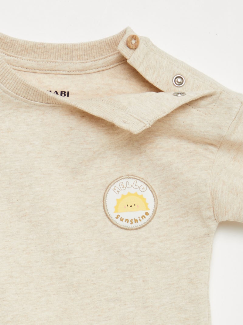Camiseta con bordado en el pecho Beige - Kiabi