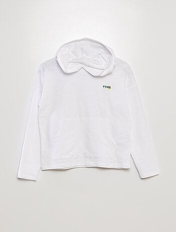Camiseta con capucha