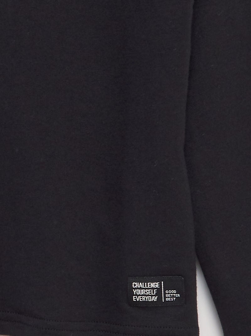 Camiseta con capucha NEGRO - Kiabi