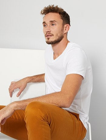 Hombre de más de 1’90m - Camiseta con cuello de pico +1,90 m - Kiabi