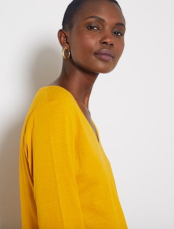 Camiseta con cuello de pico - Kiabi