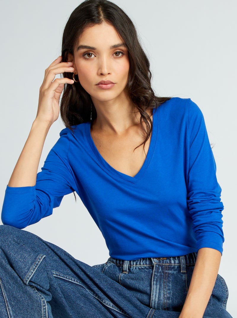 Camiseta con cuello de pico azul - Kiabi