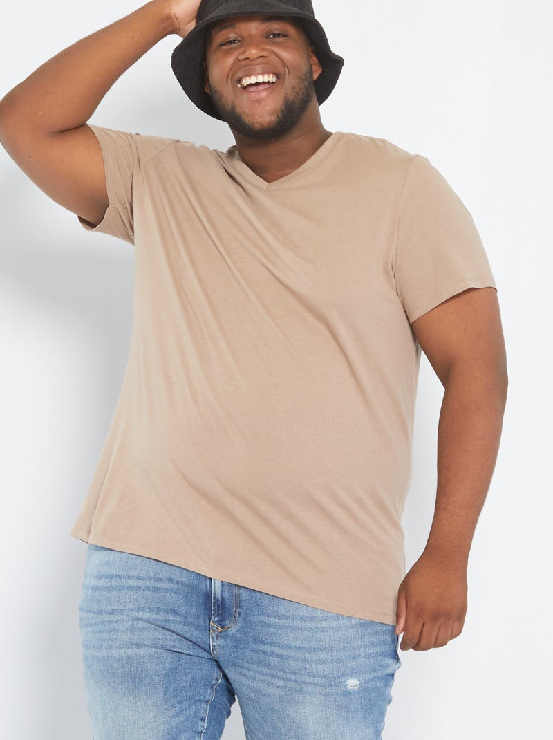 Camiseta con cuello de pico BEIGE - Kiabi