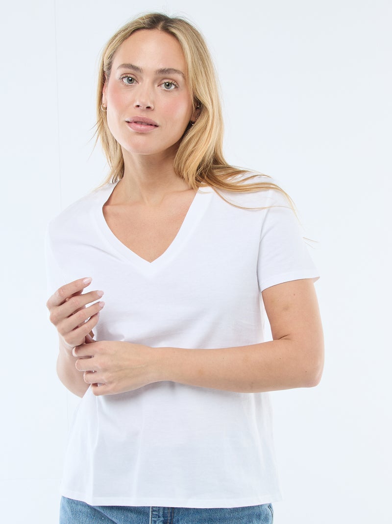 Camiseta con cuello de pico Blanco - Kiabi