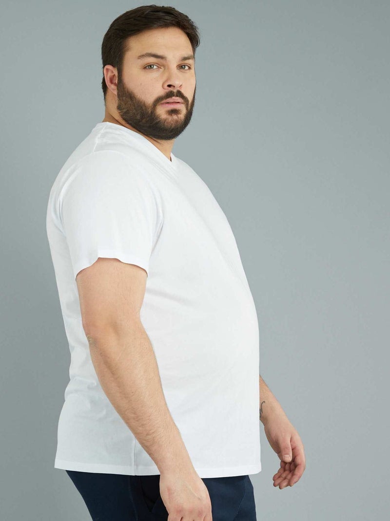 Camiseta con cuello de pico blanco - Kiabi