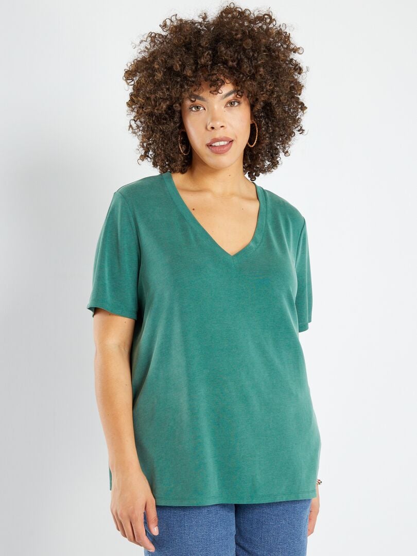 Camiseta con cuello de pico de tejido suave Verde - Kiabi