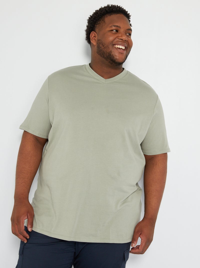 Camiseta con cuello de pico VERDE - Kiabi