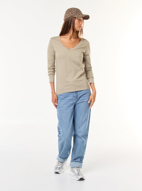 Camiseta con cuello de pico - Kiabi