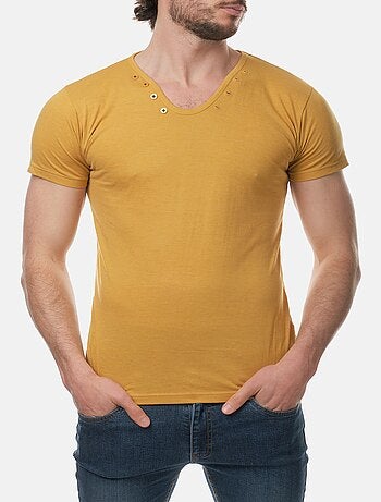 Camiseta con cuello en V