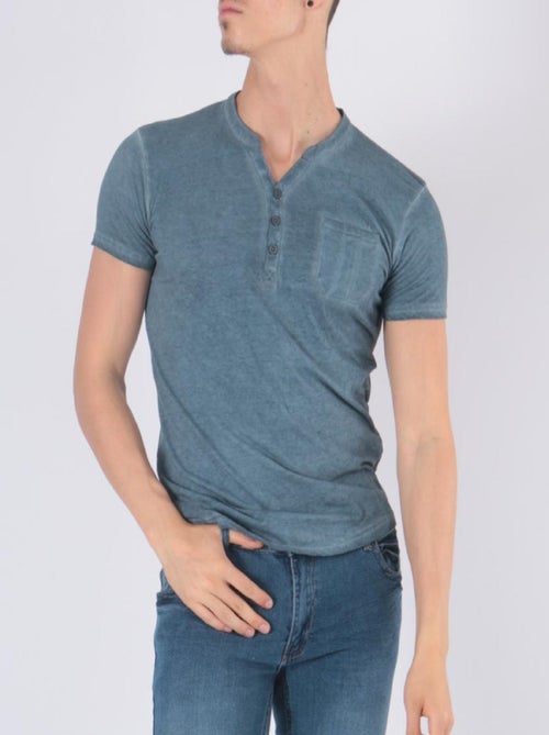 Camiseta con cuello en V - Kiabi
