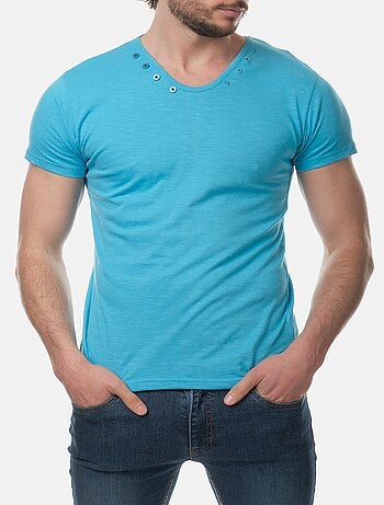Camiseta con cuello en V