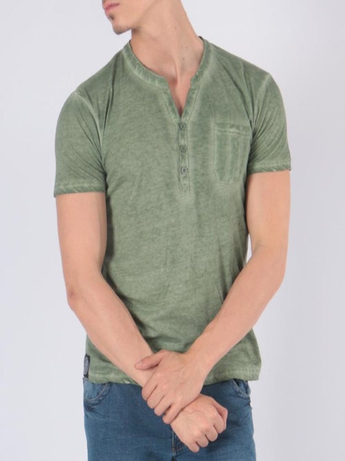 Camiseta con cuello en V - Kiabi