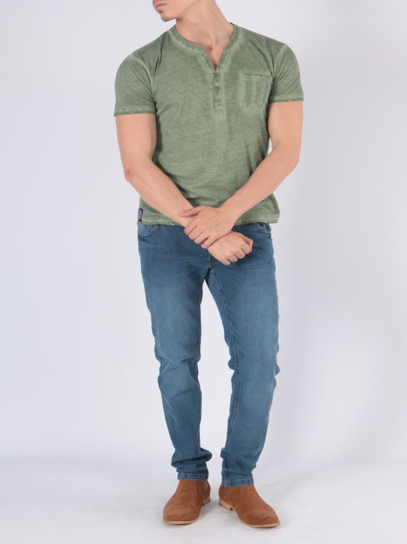 Camiseta con cuello en V Caqui - Kiabi
