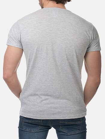 Camiseta con cuello en V