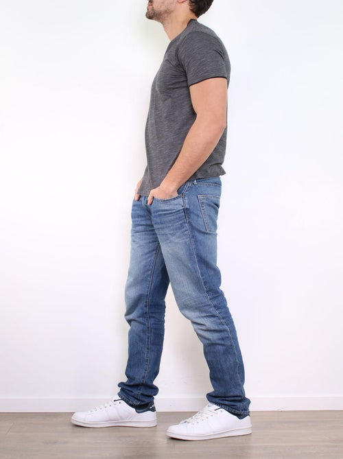 Camiseta con cuello en V - Kiabi