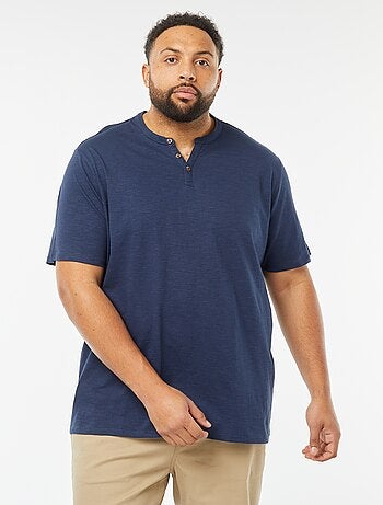 Camiseta con cuello panadero