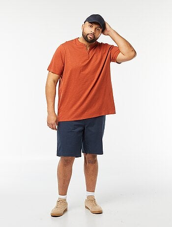 Camiseta con cuello panadero