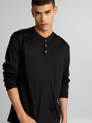 Camiseta con cuello panadero