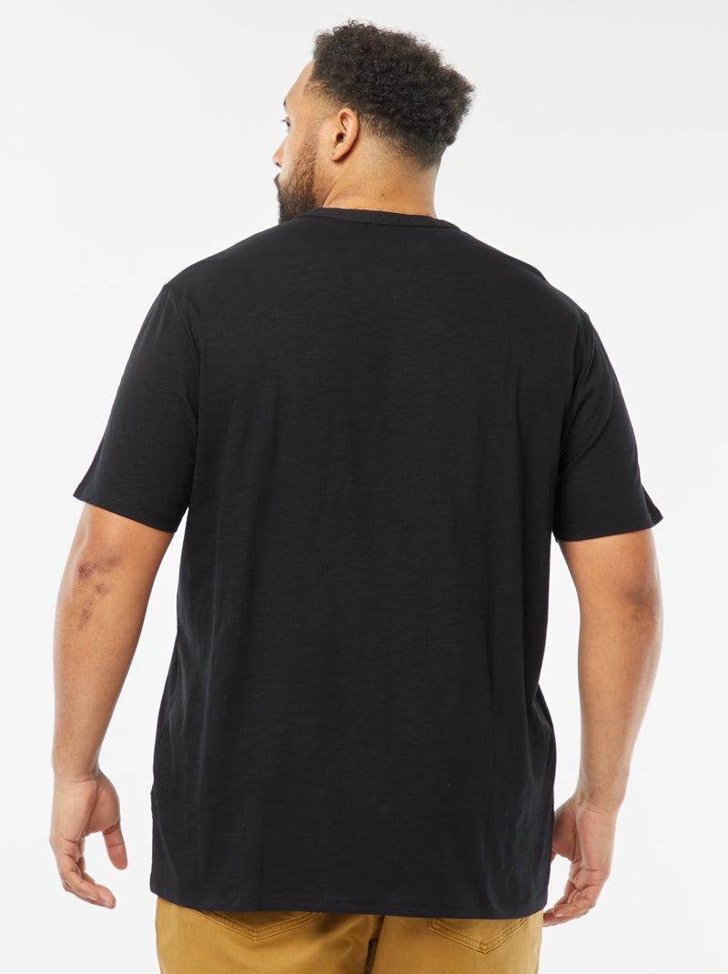 Camiseta con cuello panadero negro - Kiabi