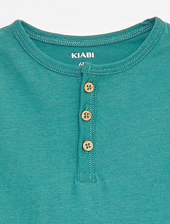 Camiseta con cuello panadero