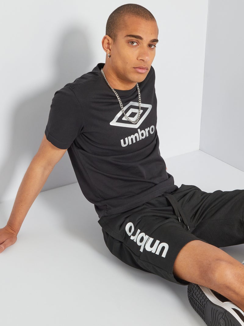 Camiseta con cuello redondo 'Umbro' NEGRO - Kiabi