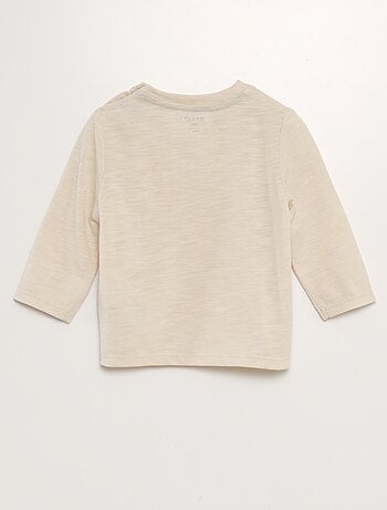 Camiseta con cuello redondo y bolsillo