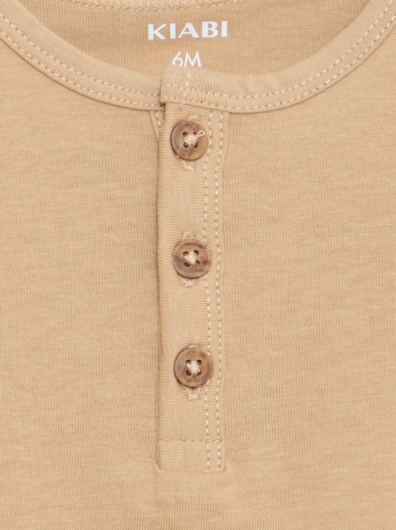 Camiseta con cuello tunecino abotonado Beige - Kiabi
