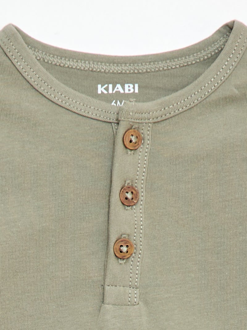 Camiseta con cuello tunecino abotonado Verde - Kiabi