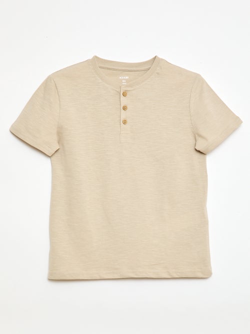 Camiseta con cuello tunecino - Kiabi