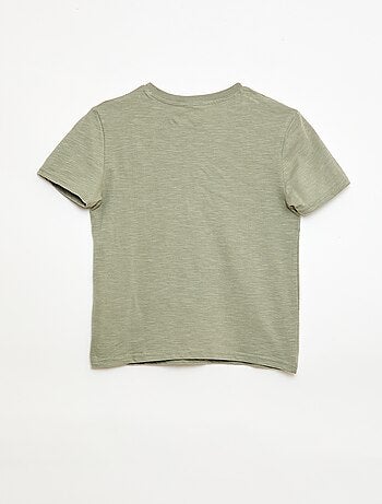 Camiseta con cuello tunecino