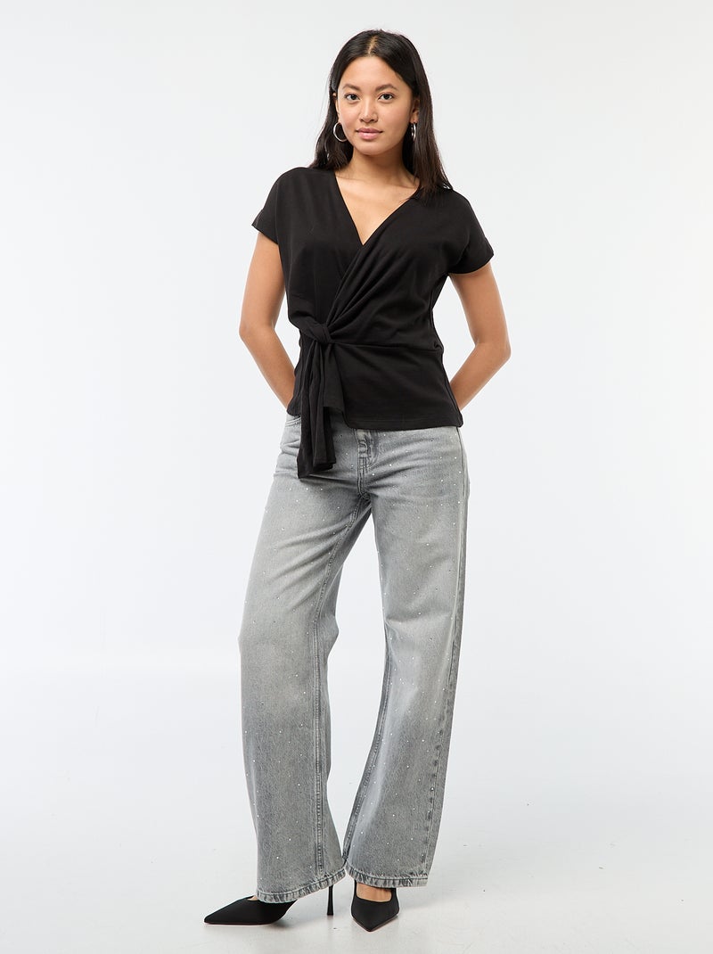 Camiseta con escote amplio cruzado Negro - Kiabi