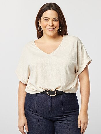Camiseta con espalda de macramé