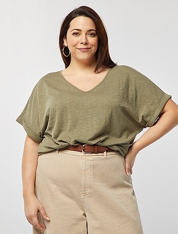 Camiseta con espalda de macramé