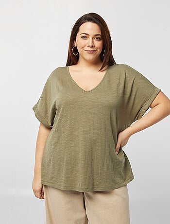 Camiseta con espalda de macramé