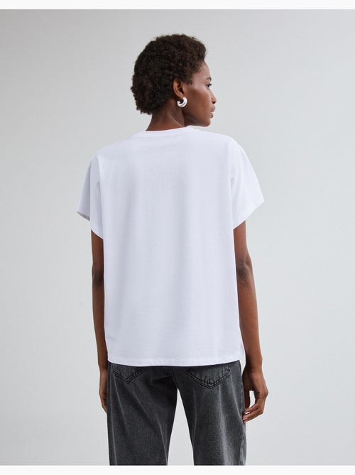 Camiseta con estampado de aluminio, mo fashion - Kiabi Camiseta con estampado de aluminio, mo fashion - Kiabi
