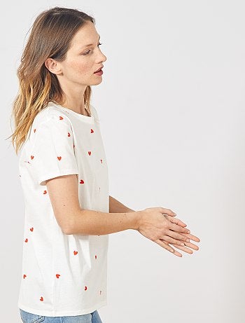 Camiseta con estampado de 'corazones' - Kiabi
