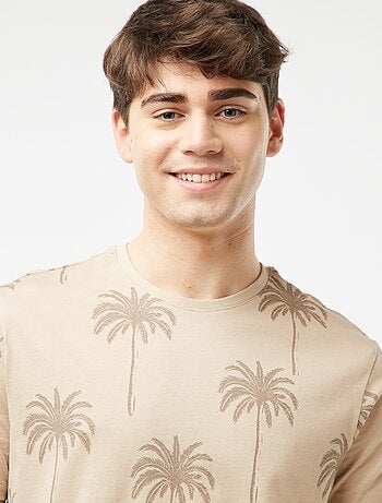 Camiseta con estampado de palmeras