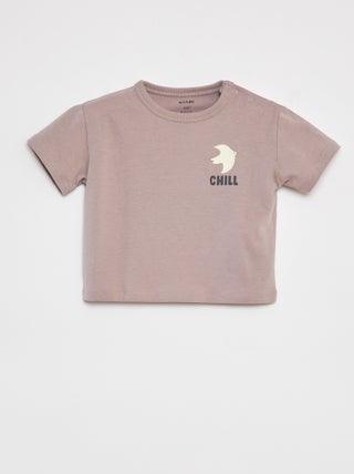 Camiseta con estampado trasero