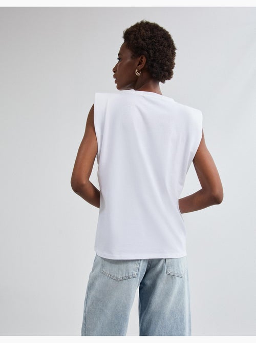 Camiseta con hombreras, mo fashion - Kiabi Camiseta con hombreras, mo fashion - Kiabi