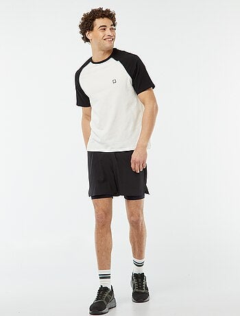 Camiseta con manga corta raglán