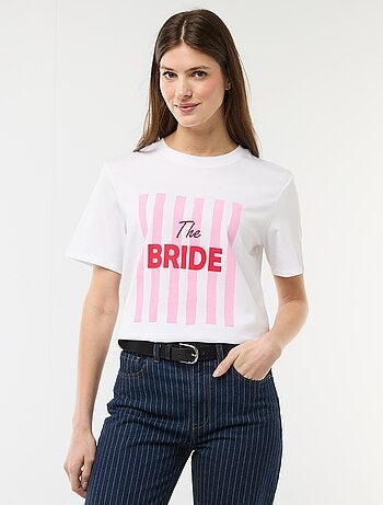 Camiseta con mensaje despedida de soltera