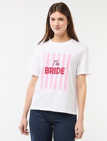 Camiseta con mensaje despedida de soltera